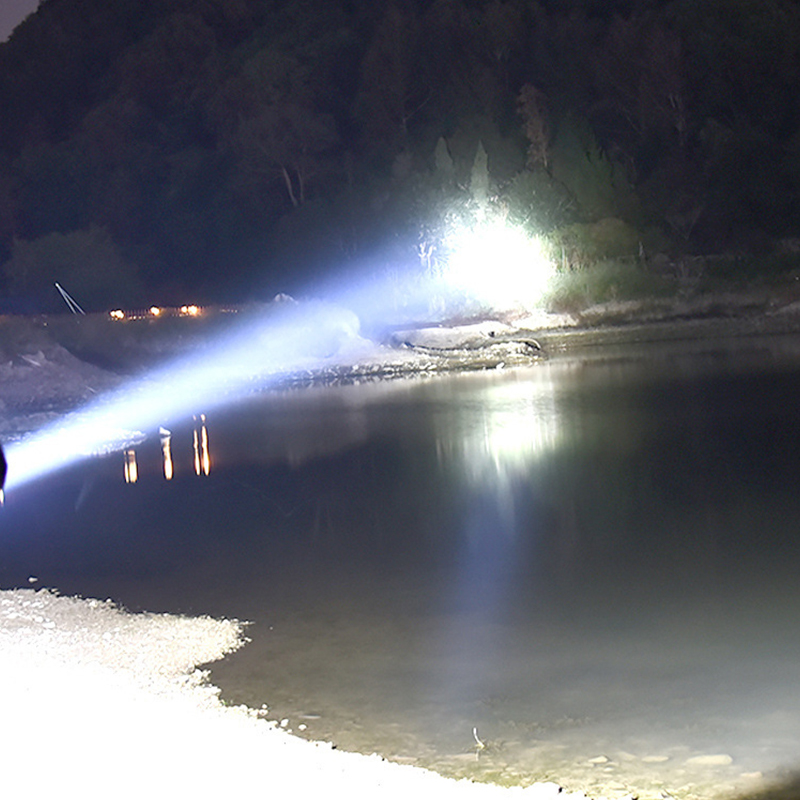 SST40 LED Flashlight Type-C US - Edc Day Carry recensione e prezzo