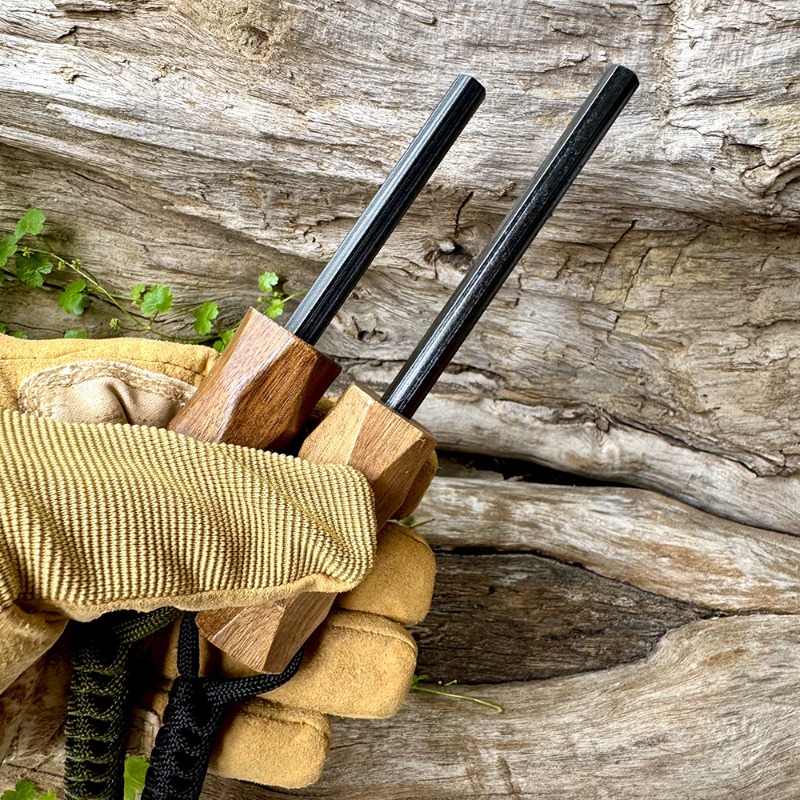 New Outdoor Flint Fire Starter - Ferro Rod Striker recensione e prezzo
