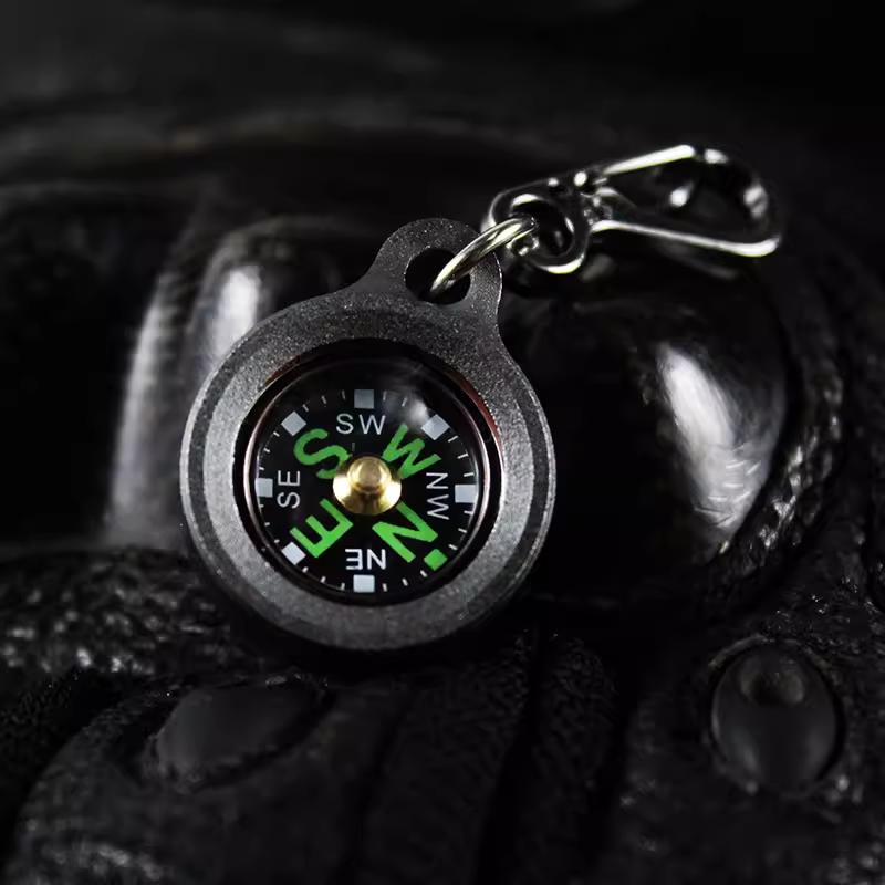 Mini Aluminum Alloy Compass Ke - Compass Keychain Mini recensione e prezzo